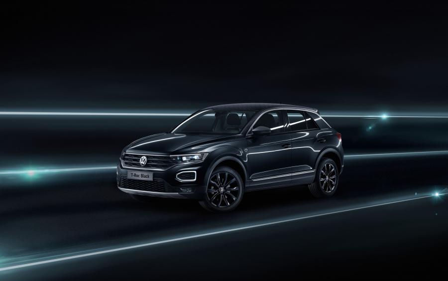  Volkswagen T-Roc Black 2017 года  (фото 1 из 7)